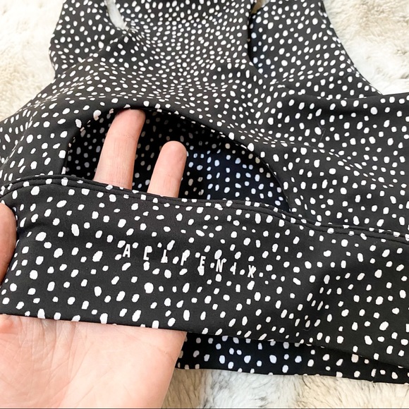 Allfenix High Neck Sports Bra - Picture 5 of 7